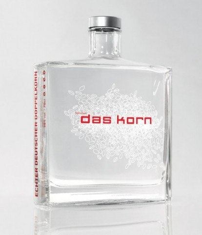 This how a good luxury packaging should look like. A superb design for the alcoholic spirit "Das Korn".