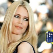 kakoii lässt Claudia Schiffer sprechen für das Berliner Holocaust Denkmal